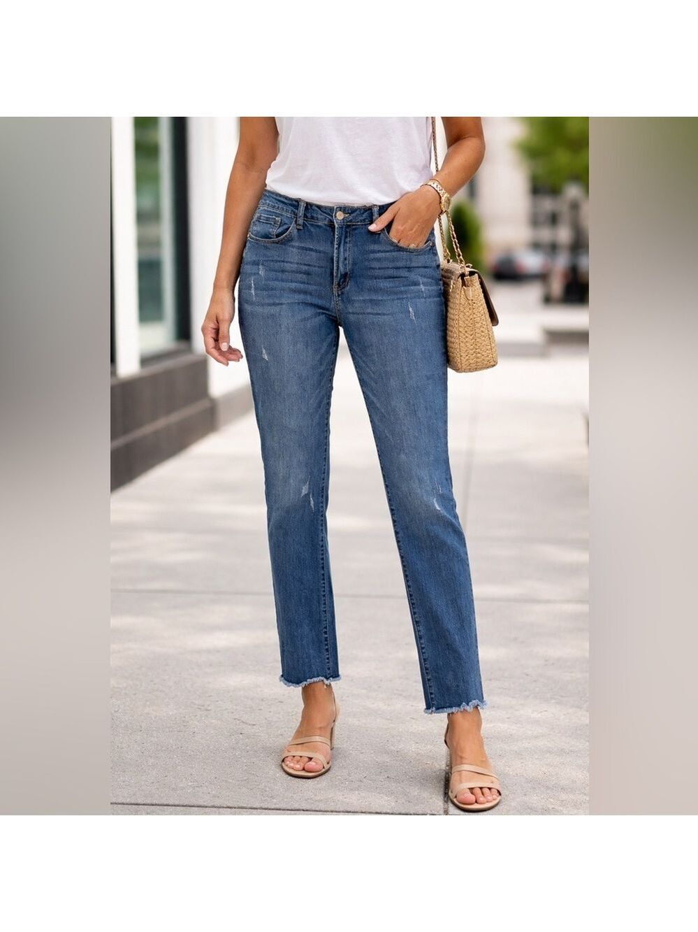 Judy Blue boyfriend fit jeans medium wash lightly distressed Sz 32